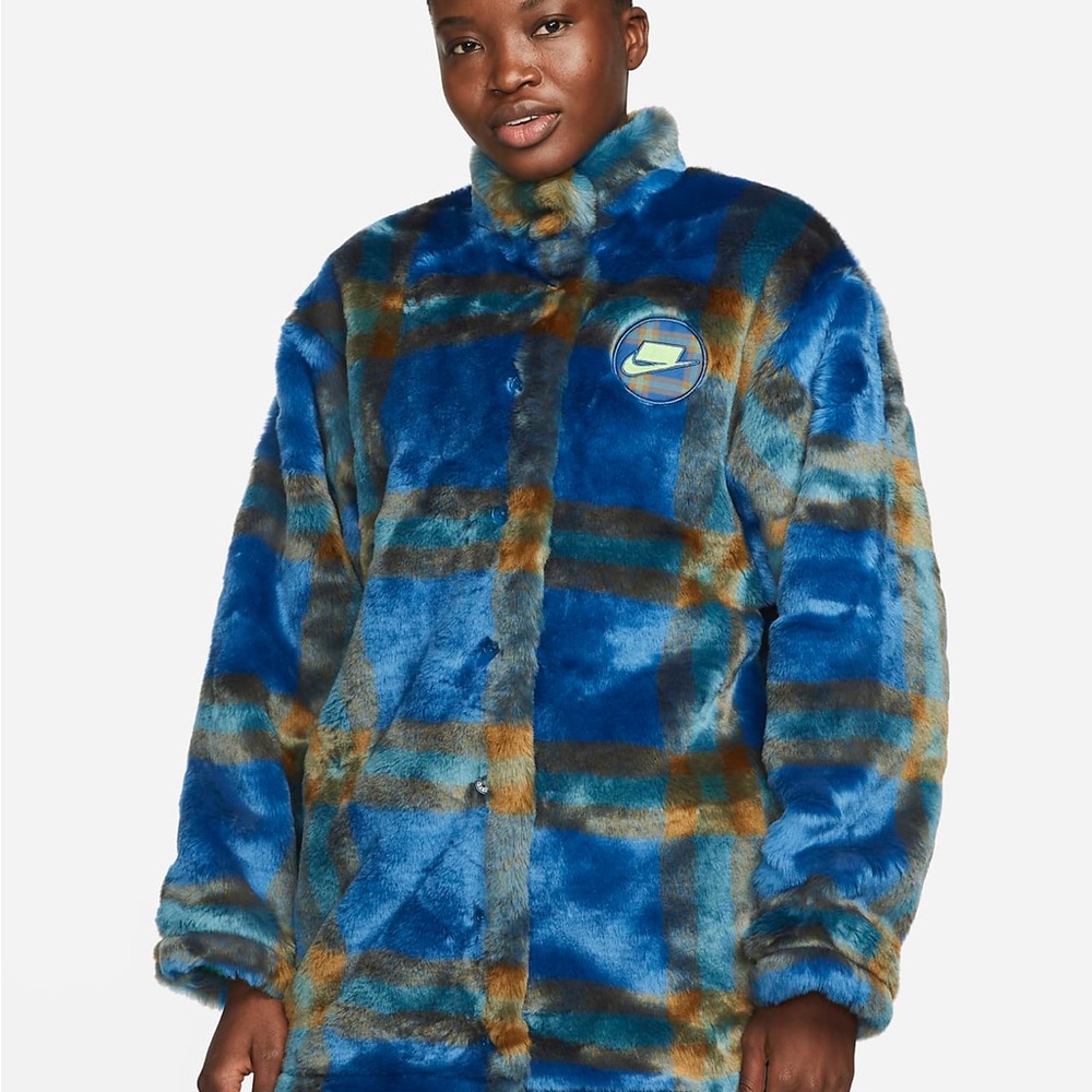 NwT Nike Sportswear Women's Oversized Faux Fur Jacket Plaid
